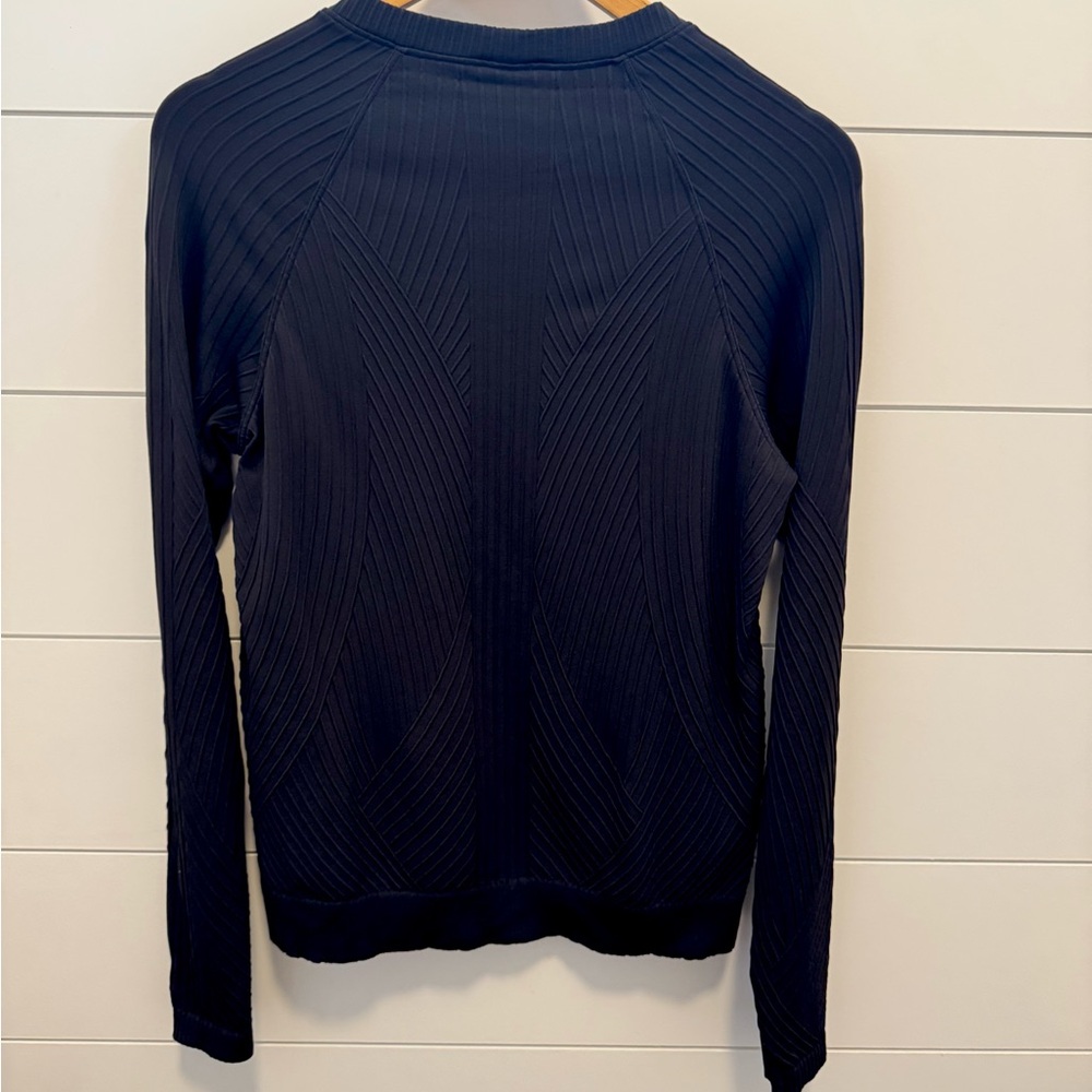 Lululemon Rest Less Pullover, Black, size 8